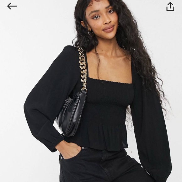 Pull&Bear blouse in black. Size Small. - Picture 1 of 13